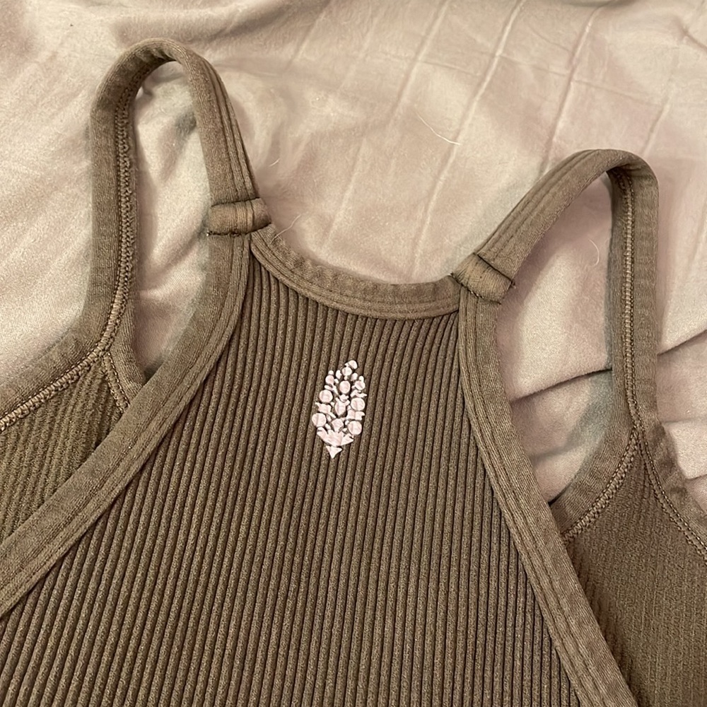 Free People Tank - Picture 4 of 4